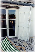 Holiday houses and vacation rentals in Provence and Languedoc, many villas with pools, southern France
